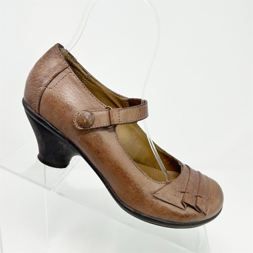 Miz Mooz Brown Leather Mary Jane Block Heel Pumps Size 36 (US 5.5-6) Textured